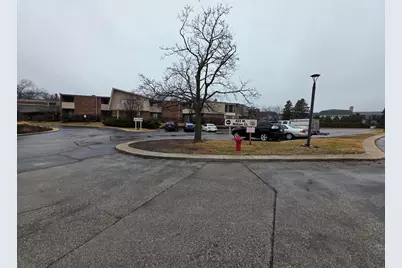 425 W Willow Ct #222, Fox Point, WI 53217 - Photo 21