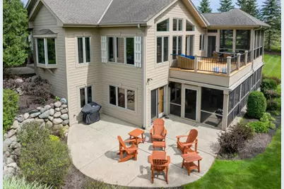 572  Trevino Dr, Lake Geneva, WI 53147 - Photo 13