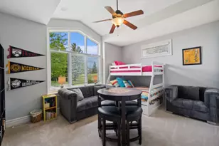 572 Trevino Dr, Geneva, WI 53147 - Photo 7