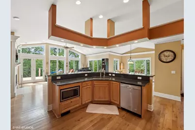 572  Trevino 54-14 Dr, Geneva, WI 53147 - Photo 3