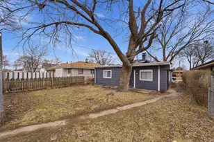 5955 N 79th St, Milwaukee, WI 53218 - Photo 15