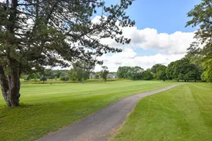 N17W26475 Meadowgrass Circle, Pewaukee, WI 53072 - Photo 39