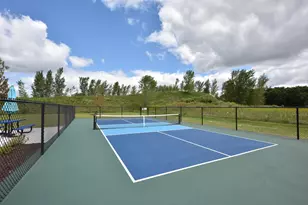 N17W26475 Meadowgrass Circle, Pewaukee, WI 53072 - Photo 25