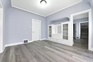 3718 N 18th St, Milwaukee, WI 53206 - Photo 3