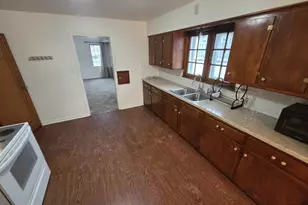 4089 N Montreal St, Milwaukee, WI 53216 - Photo 13