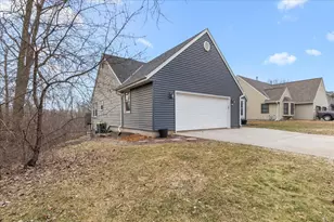 431 9th Ave, Grafton, WI 53024 - Photo 11