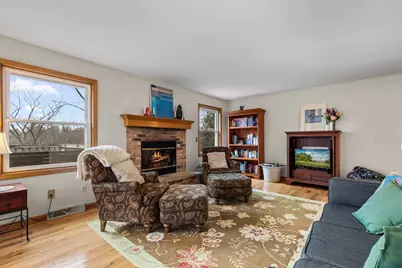 431  9th Ave, Grafton, WI 53024 - Photo 7