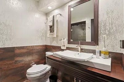 N1W31286  Hickory Hollow Ct, Delafield, WI 53018 - Photo 49