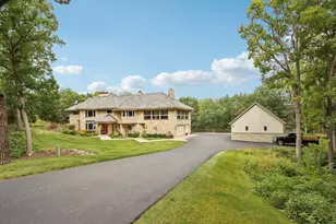 N1W31286 Hickory Hollow Ct, Delafield, WI 53018 - Photo 1