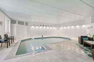 N1W31286 Hickory Hollow Ct, Delafield, WI 53018 - Photo 9