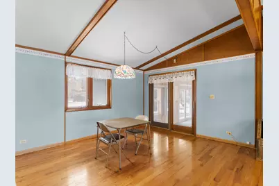 2124 S 23rd St, Manitowoc, WI 54220 - Photo 9