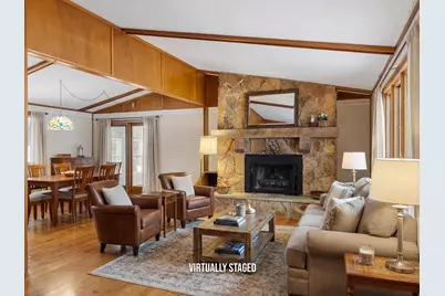 2124 S 23rd St, Manitowoc, WI 54220 - Photo 7