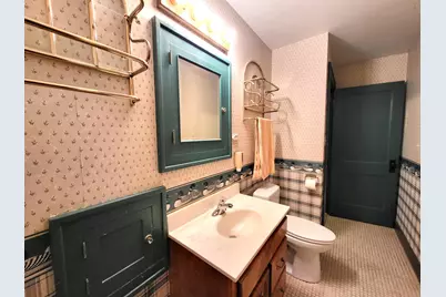 250  Frederick St, Waukesha, WI 53186 - Photo 47