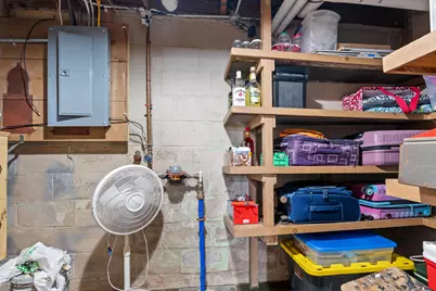 625 S 27th St, Manitowoc, WI 54220 - Photo 29