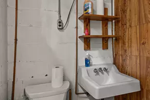 1128 N 17th St, Manitowoc, WI 54220 - Photo 21