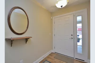 W144N4834  Stone Dr #D, Menomonee Falls, WI 53051 - Photo 3