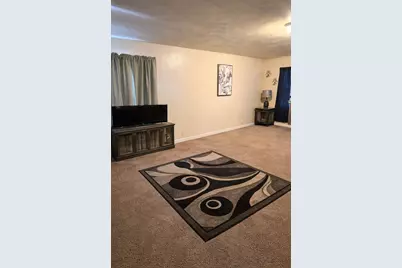 5037 N 32nd St, Milwaukee, WI 53209 - Photo 3