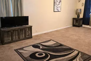 5037 N 32nd St, Milwaukee, WI 53209 - Photo 3