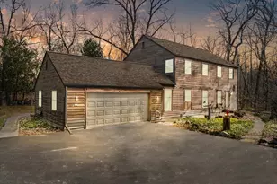 814 Tipperary Ln, Erin, WI 53027 - Photo 1