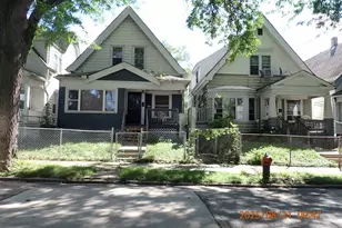 3144 N 26th St, Milwaukee, WI 53202 - Photo 1