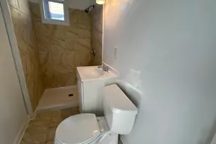 930 Marquette St, Racine, WI 53404 - Photo 7