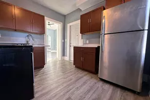 930 Marquette St, Racine, WI 53404 - Photo 5