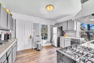 6528 W North Ave, Wauwatosa, WI 53213 - Photo 3