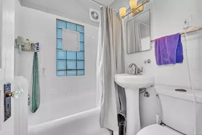 6528 W North Ave, Wauwatosa, WI 53213 - Photo 7