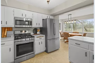 5023  Valley Trl, Racine, WI 53402 - Photo 19