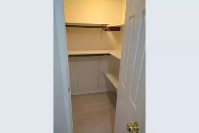 20245  Independence Dr #B, Brookfield, WI 53045 - Photo 11