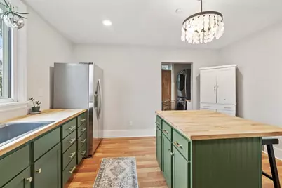 403 W Capitol Dr, Hartland, WI 53029 - Photo 17