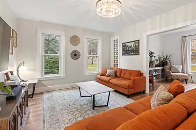 403 W Capitol Dr, Hartland, WI 53029 - Photo 7