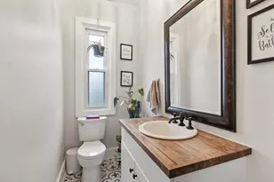 403 W Capitol Dr, Hartland, WI 53029 - Photo 19