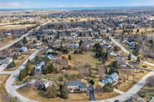 12714 N Meadow Circle, Mequon, WI 53092 - Photo 29