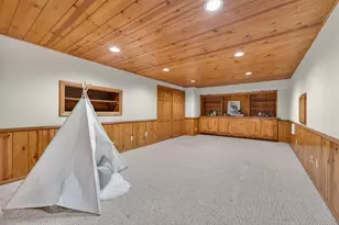 12714 N Meadow Circle, Mequon, WI 53092 - Photo 21