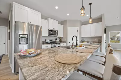 1874  Woodland Way #433-3, Slinger, WI 53086 - Photo 11