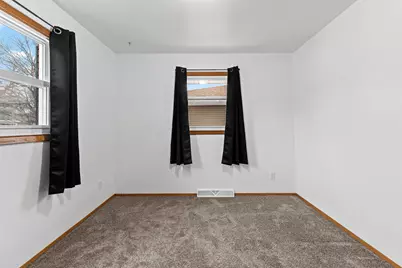 3830 S 14th St, Sheboygan, WI 53081 - Photo 25