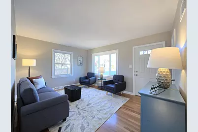 3703 S 21st St, Milwaukee, WI 53221 - Photo 9