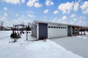 90 McDermott Ct, Random Lake, WI 53075 - Photo 29