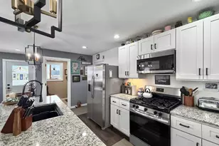 90 McDermott Ct, Random Lake, WI 53075 - Photo 11