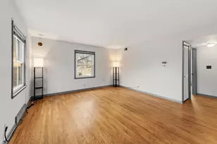 1342 E Randolph Ct, Milwaukee, WI 53212 - Photo 3