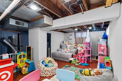 2403 S 109th St, West Allis, WI 53227 - Photo 25