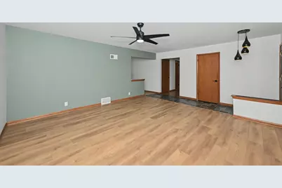 2101 N Emmertsen Rd, Racine, WI 53406 - Photo 9