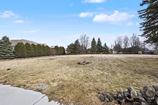 2101 N Emmertsen Rd, Racine, WI 53406 - Photo 39