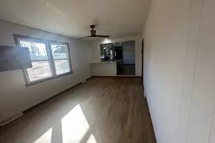 2101 N Emmertsen Rd, Racine, WI 53406 - Photo 13