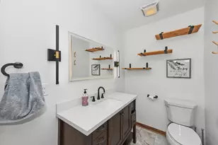 2101 N Emmertsen Rd, Racine, WI 53406 - Photo 21