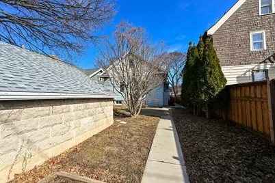 2223 N 57th St, Milwaukee, WI 53208 - Photo 33