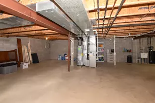 1040 Lansdowne Ct, Brookfield, WI 53045 - Photo 33