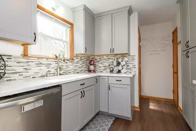 3261 S 69th St, Milwaukee, WI 53219 - Photo 9