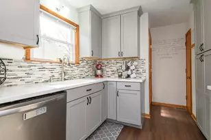 3261 S 69th St, Milwaukee, WI 53219 - Photo 9